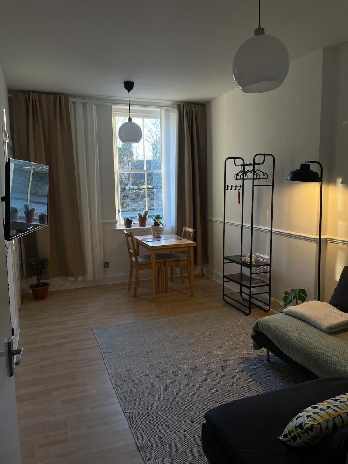 Cozy Flat In The Heart Of Leith Appartement EDI Buitenkant foto